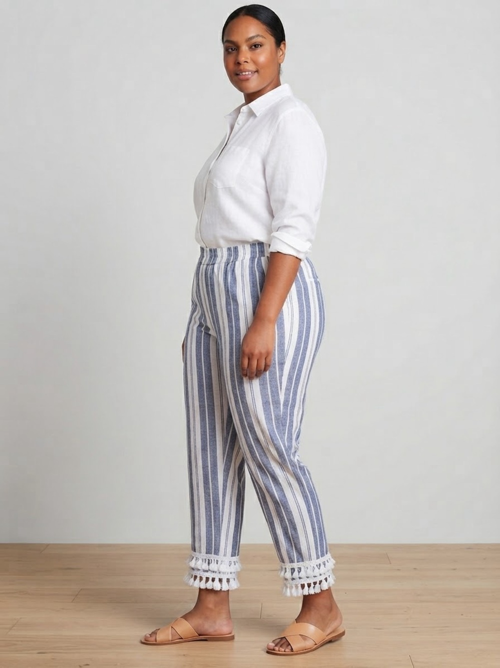 crown & ivy Blue and White Striped Tassel-Hem Cropped Pants NWOT